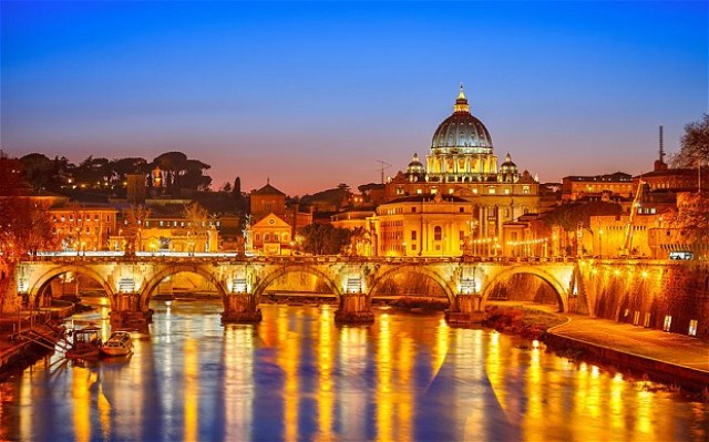 8. Roma Italia